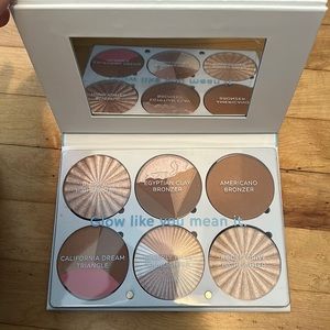 OFRA On The Glow Palette - Bronzer and Highlight